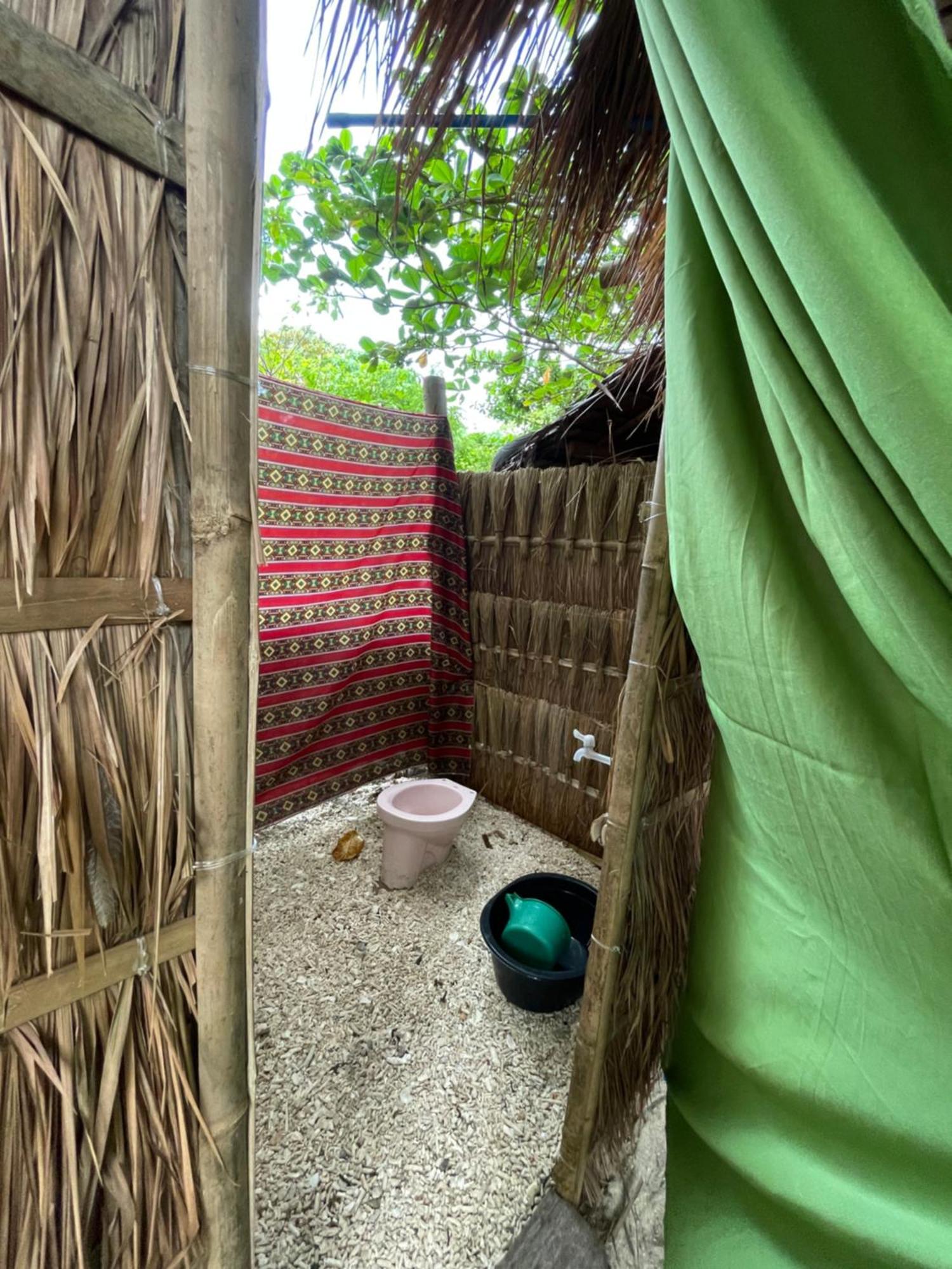 Auberge de jeunesse Tribal Huts Community à Daanbantayan Chambre photo
